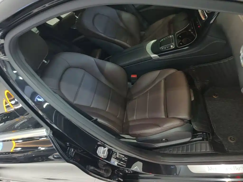 Mercedes-Benz GLC 2020 — фото 25