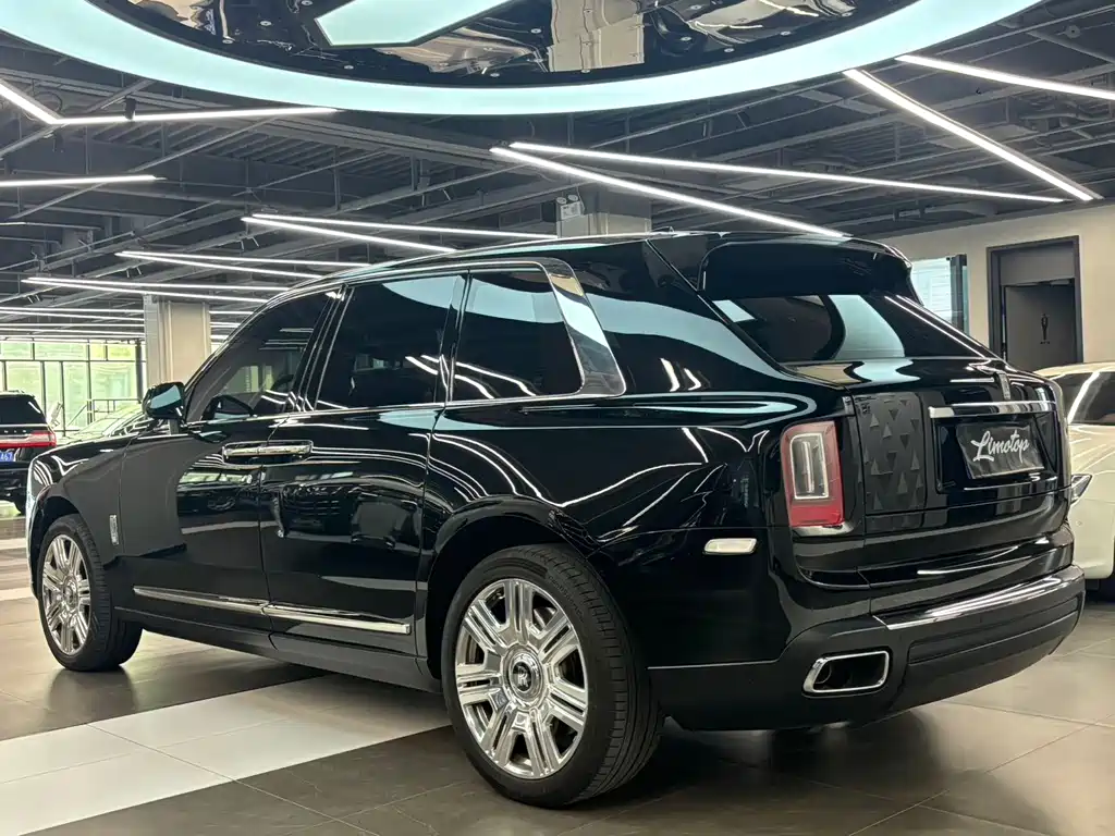 Rolls-Royce Cullinan 2020 — фото 4