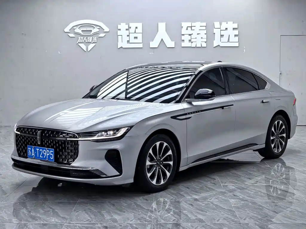 Lincoln Z 2023