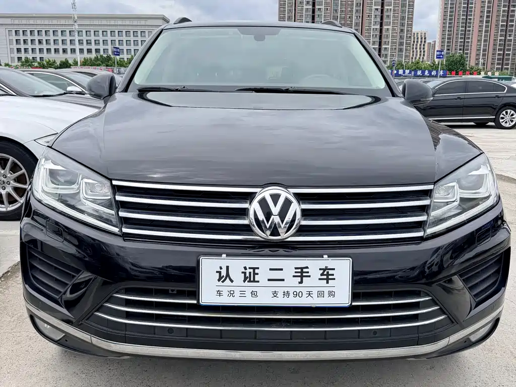 Volkswagen Touareg 2016 — фото 2