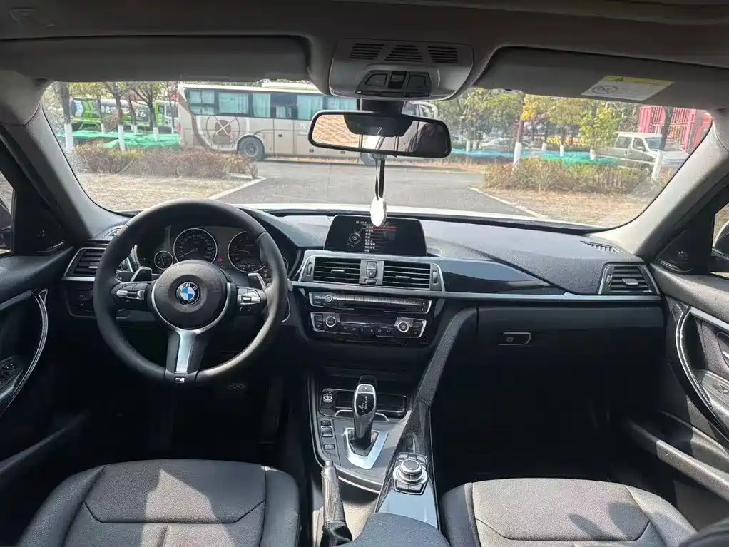 BMW 3 Series 2017