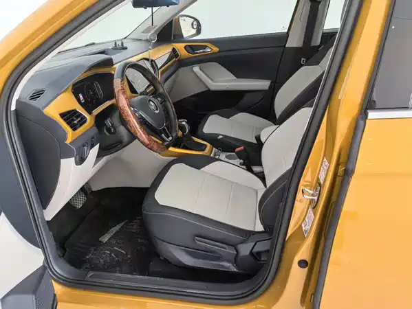 Volkswagen T-Cross 2019