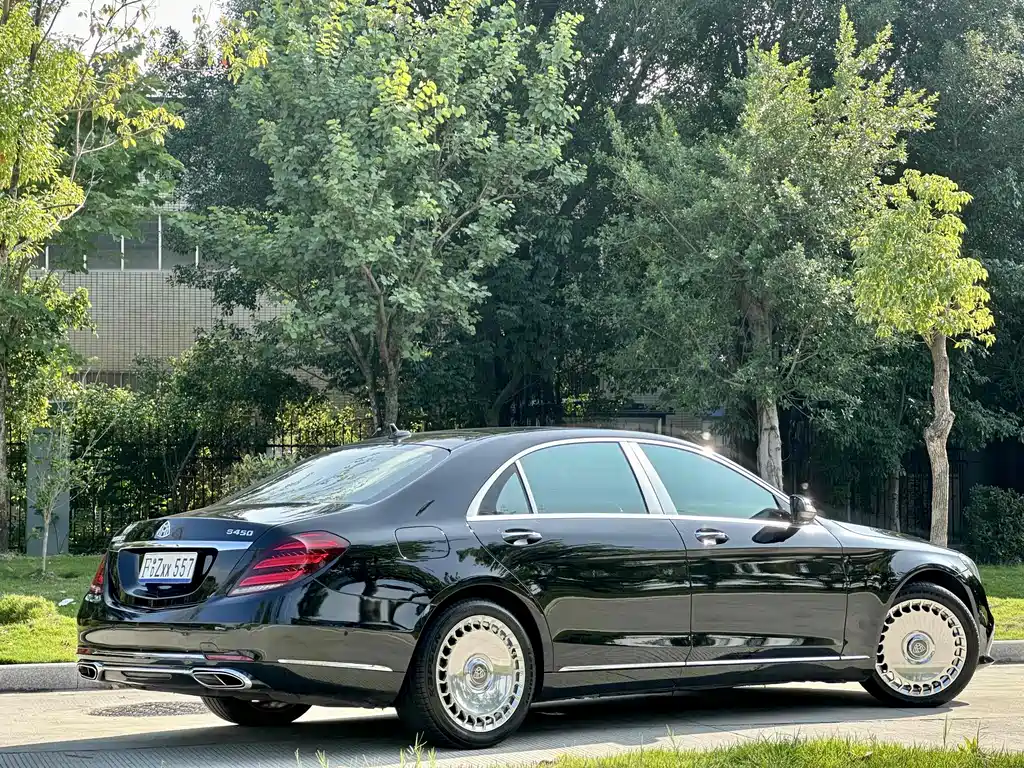 Mercedes-Benz S-Class 2017 — фото 12