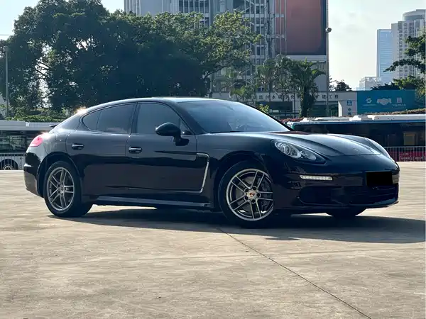 Porsche Panamera 2014