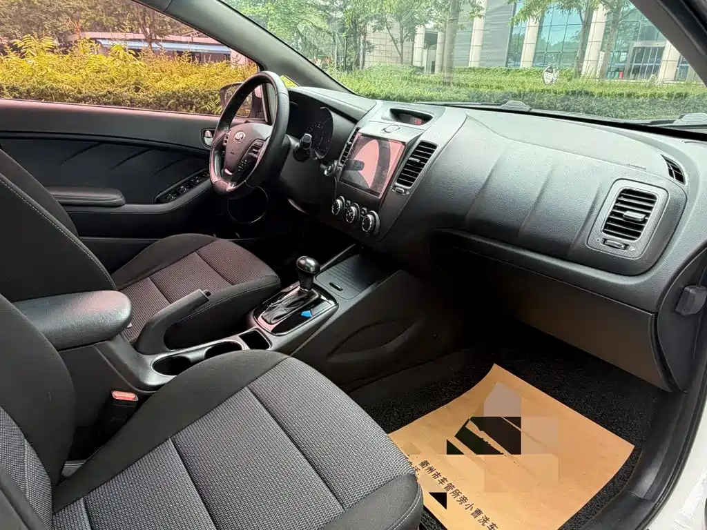 Kia K3 2017