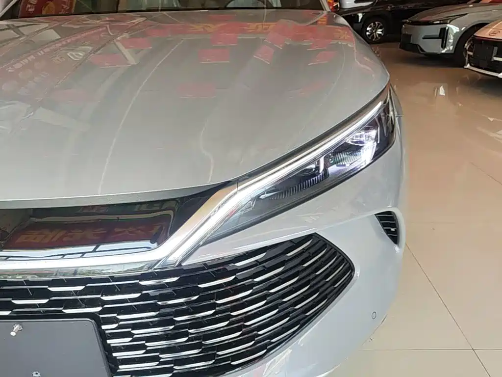 BYD Qin L 2026 — фото 18