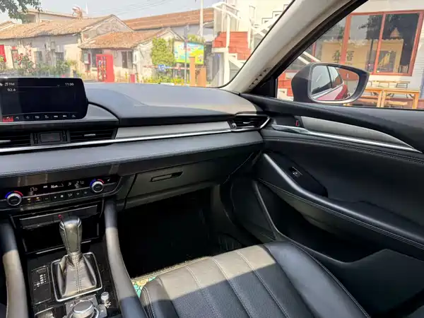 Mazda Atenza 2020