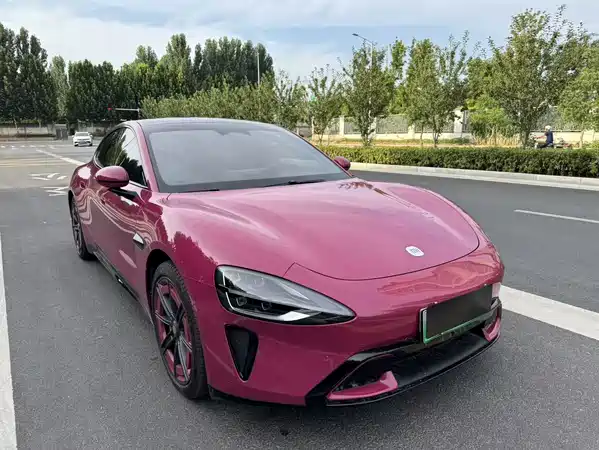 Xiaomi SU7 2025