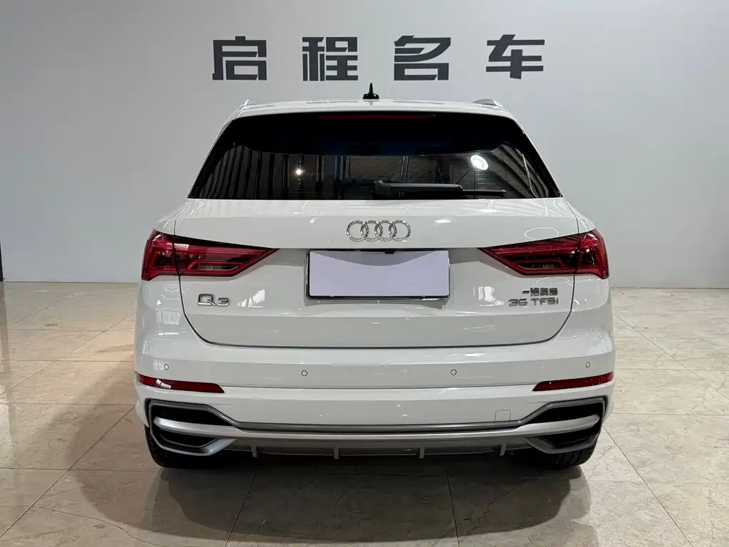 Audi Q3 2023 — фото 5