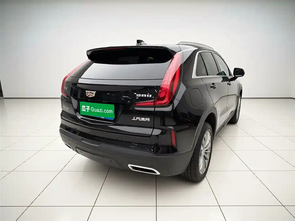 Cadillac XT4 2024 — фото 7