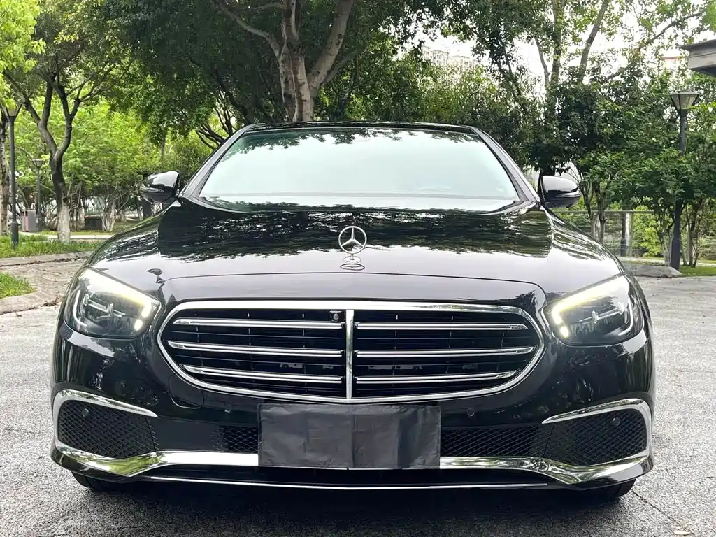 Mercedes-Benz E-Class 2023