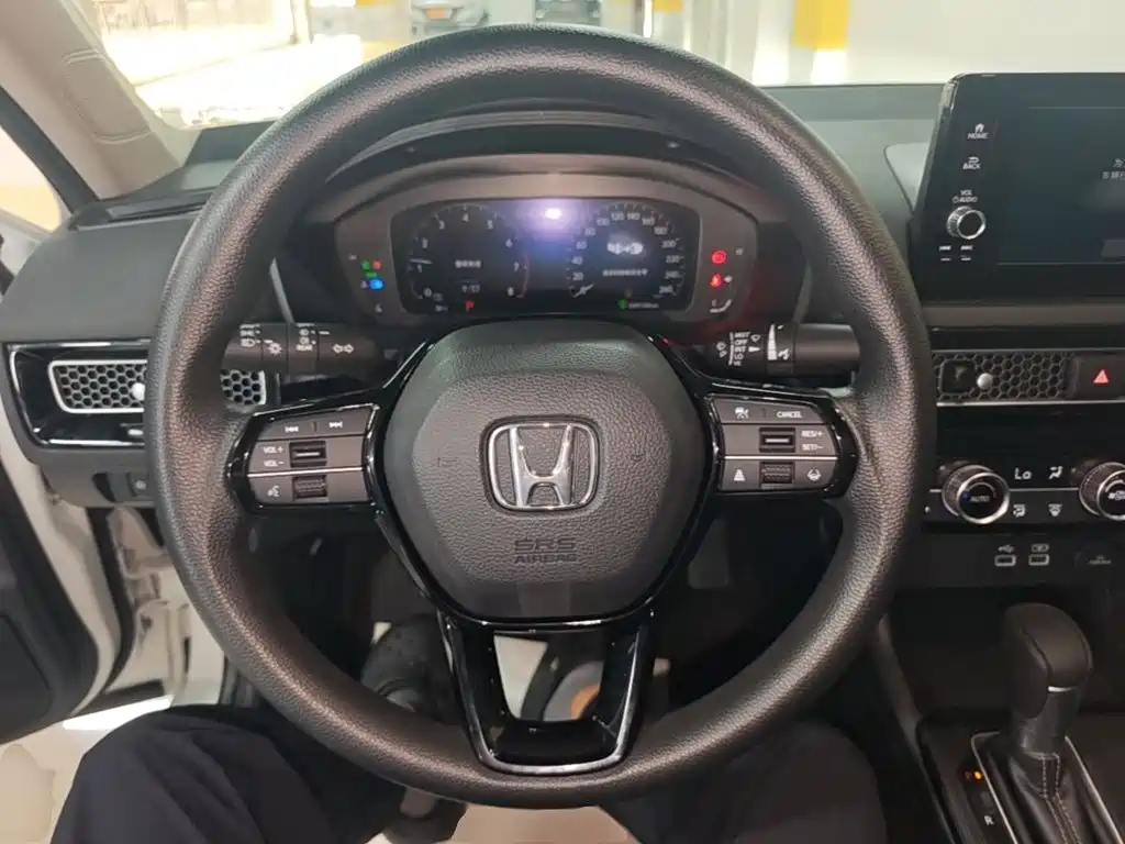 Honda Civic 2023 — фото 11