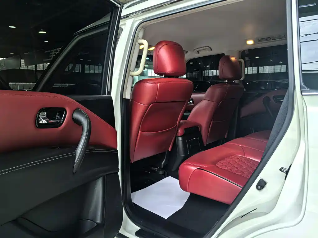 Nissan Patrol 2018 — фото 11