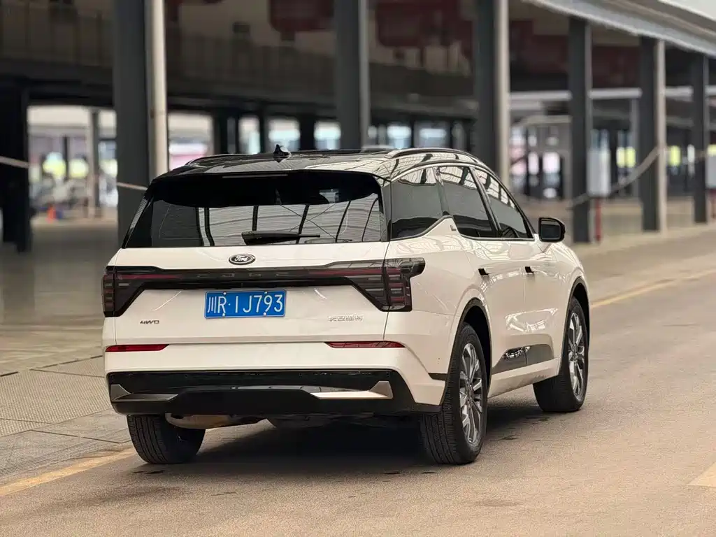 Ford Edge 2024 — фото 14