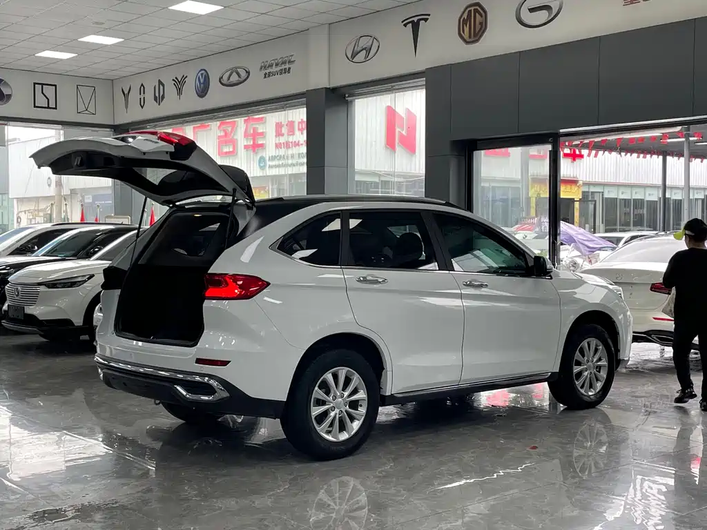 Haval M6 2022 — фото 16