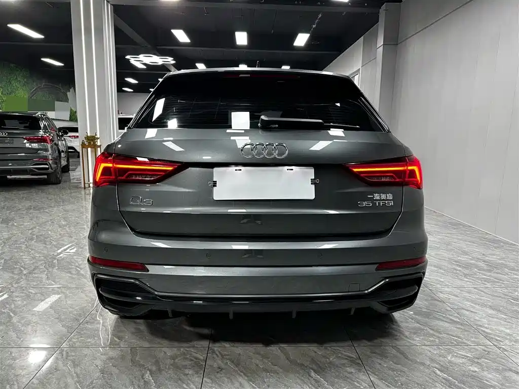 Audi Q3 2022