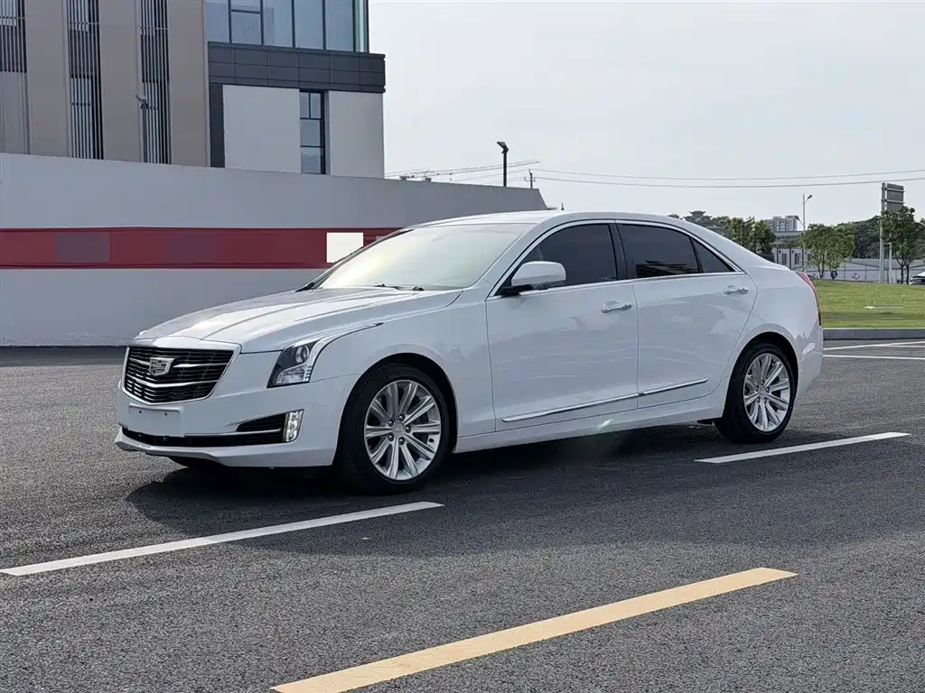 Cadillac ATS-L 2018 — фото 1
