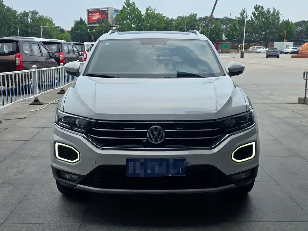 Volkswagen T-Roc 2019 — фото 2