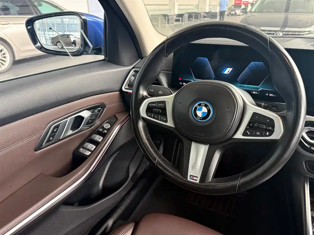 BMW i3 2022 — фото 17