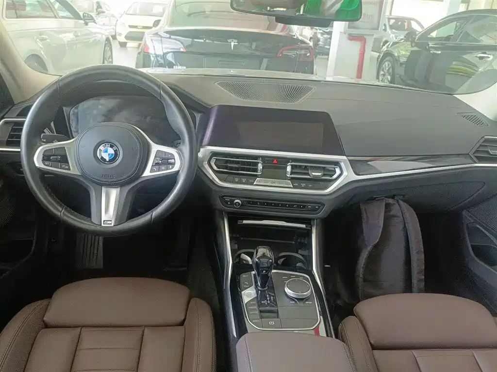 BMW 3 Series 2020 — фото 10