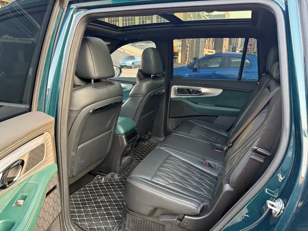 GAC Motor Trumpchi GS8 2023 — фото 15