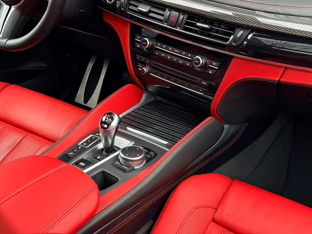 BMW X5 M 2015 — фото 28