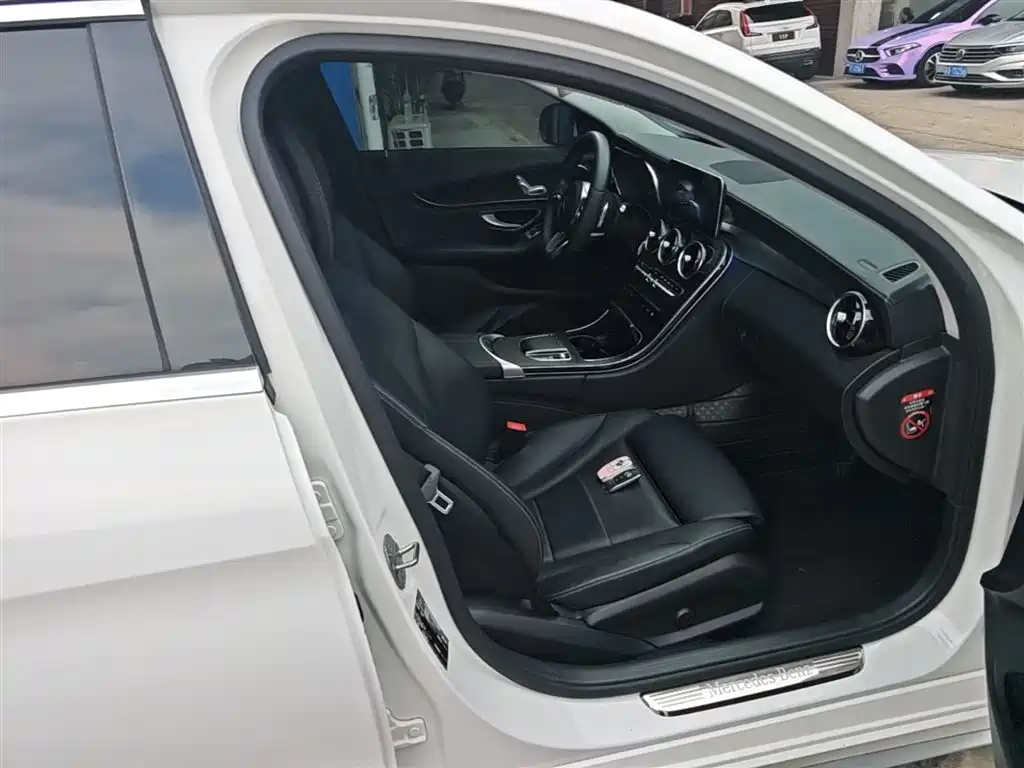 Mercedes-Benz C-Class 2020 — фото 25