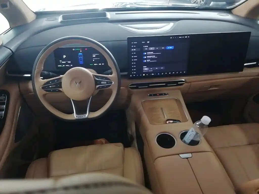 VOYAH Dreamer 2024 — фото 10