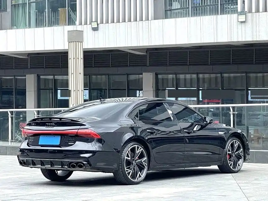 Audi A7L 2025 — фото 13