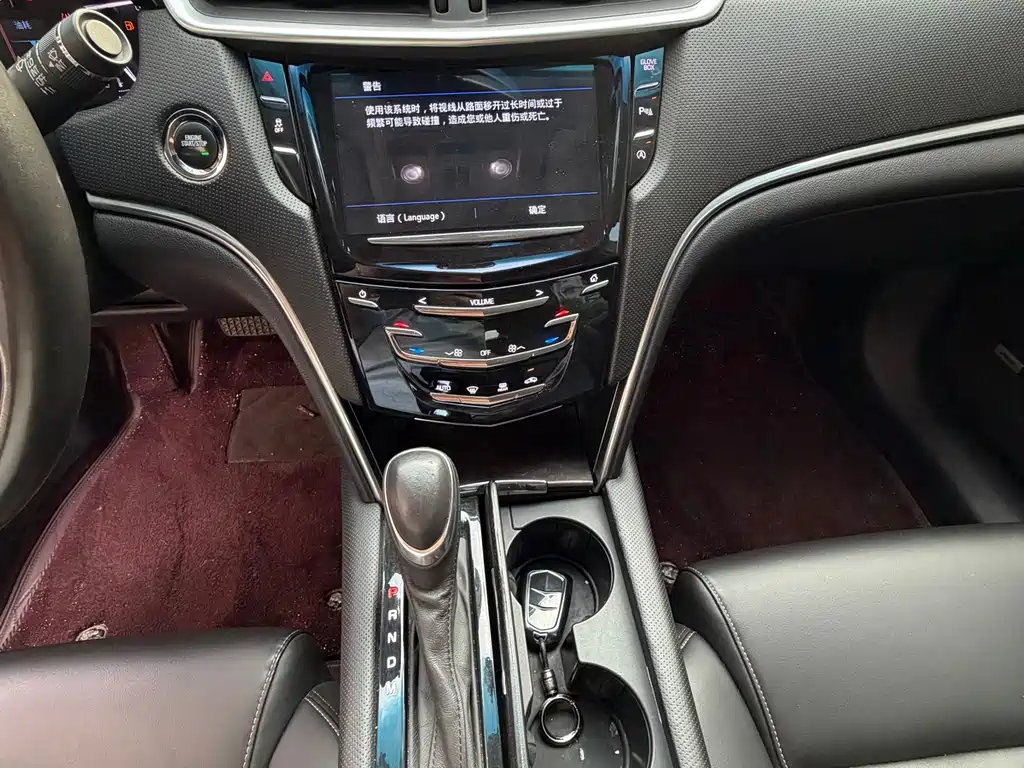 Cadillac XTS 2019 — фото 13