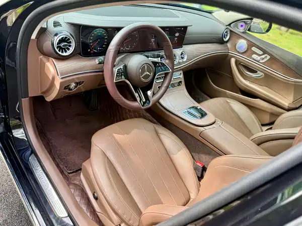 Mercedes-Benz E-Class 2023