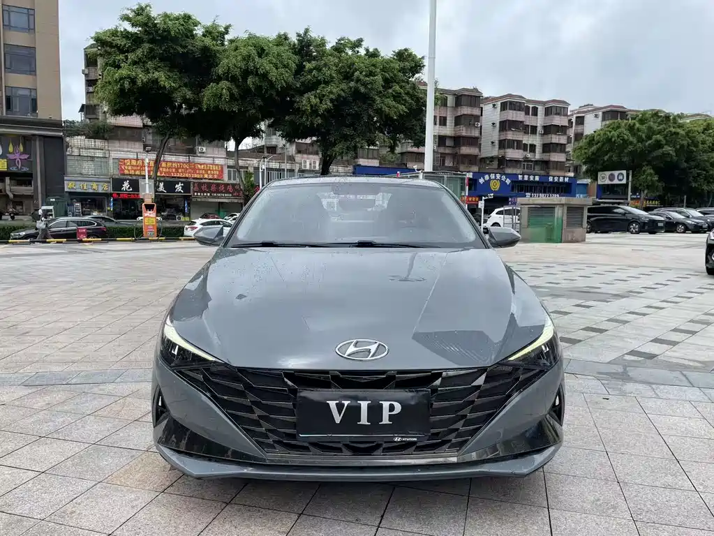 Hyundai Elantra 2021 — фото 2