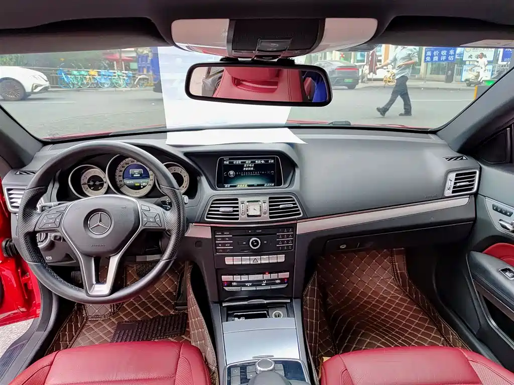 Mercedes-Benz E-Class 2016 — фото 10