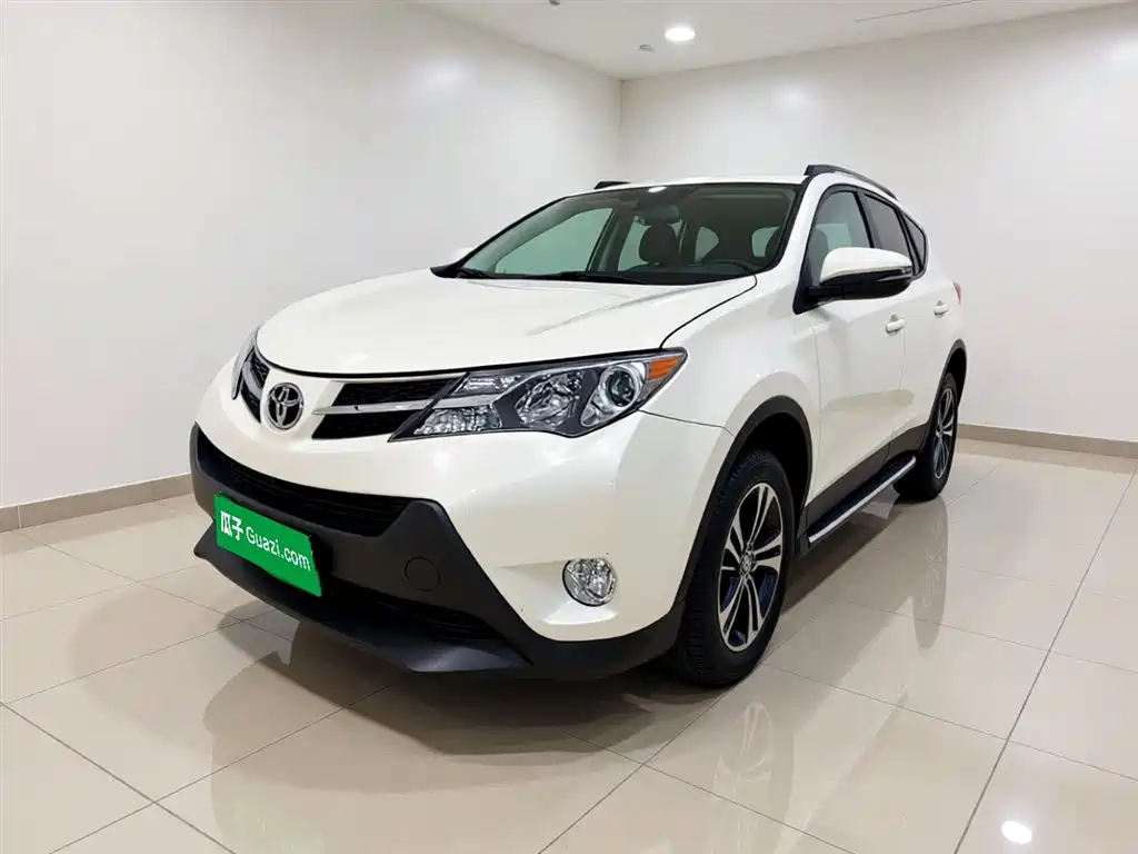 Toyota RAV4 2015