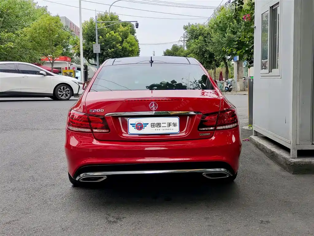 Mercedes-Benz E-Class 2016