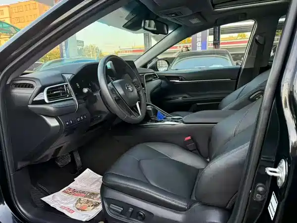 Toyota Camry 2021