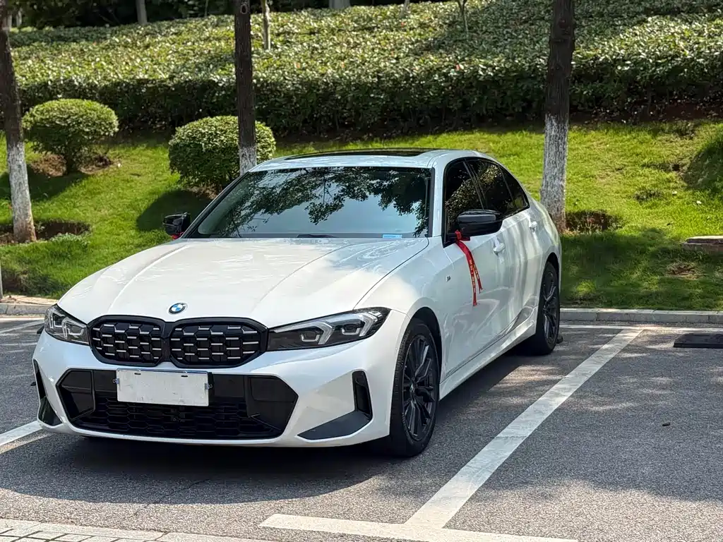 BMW 3 Series 2024
