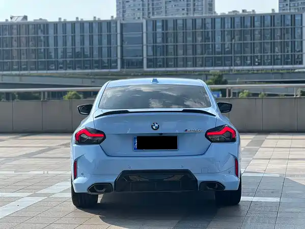 BMW M240i 2024