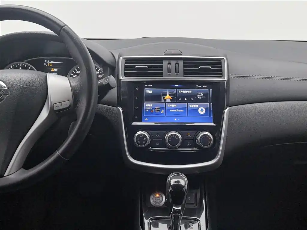 Nissan Tiida 2020 — фото 12