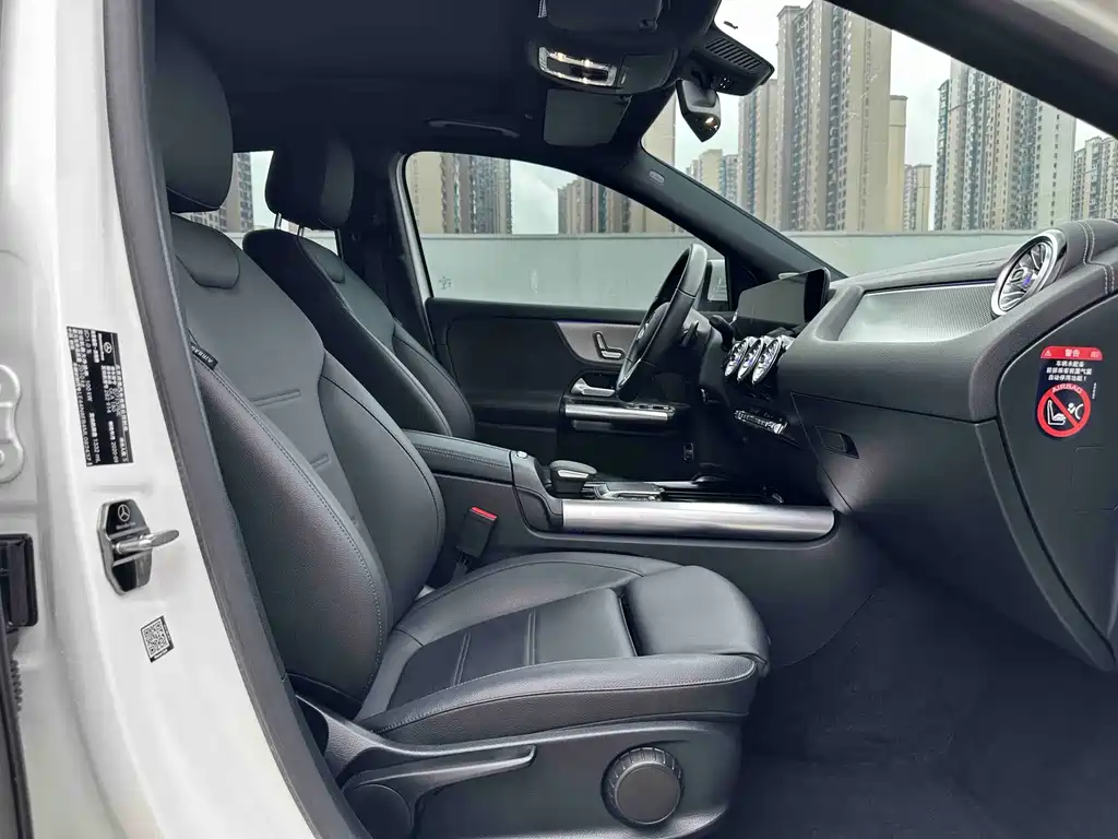 Mercedes-Benz GLA 2021 — фото 19