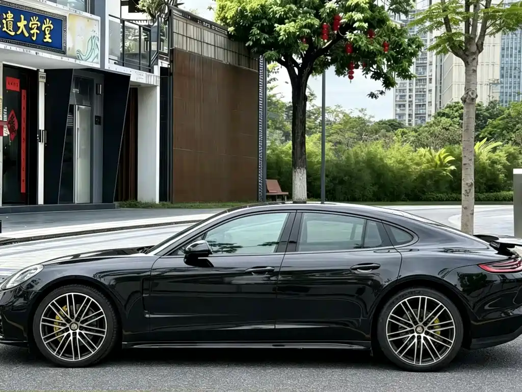Porsche Panamera 2017 — фото 8