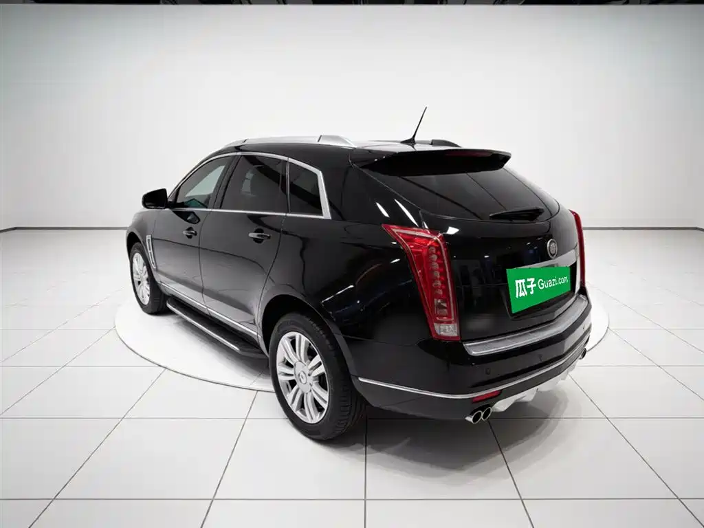 Cadillac SRX 2015 — фото 4
