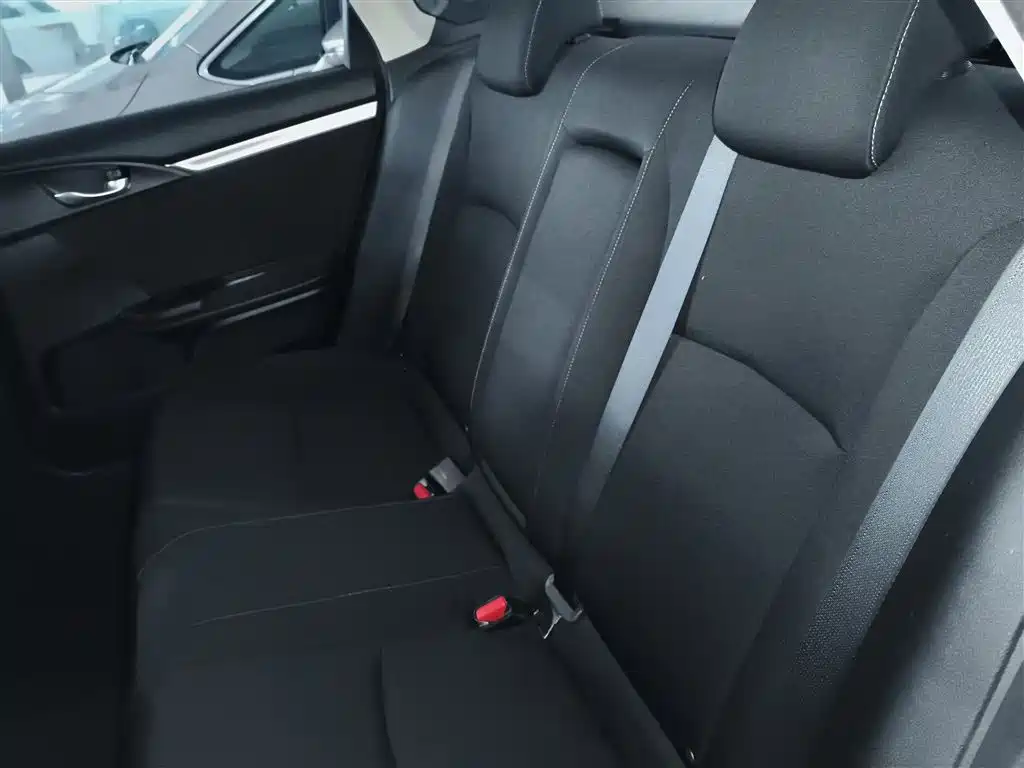 Honda Civic 2016 — фото 17