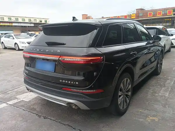 Lincoln Corsair 2022