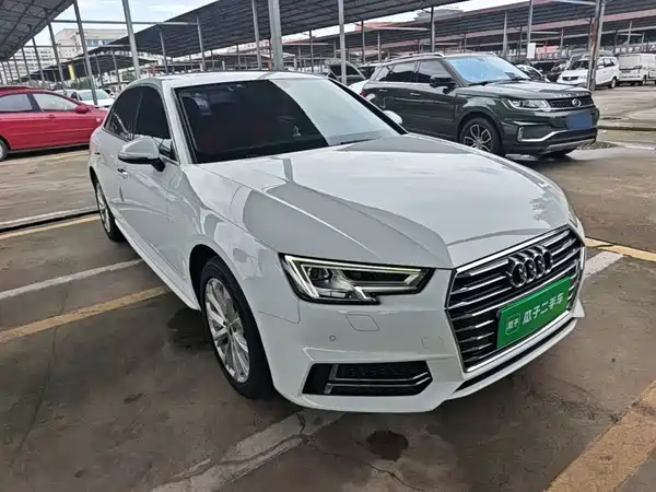 Audi A4L 2019