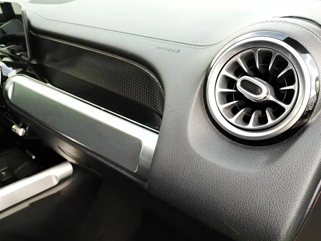 Mercedes-Benz GLB 2020 — фото 12