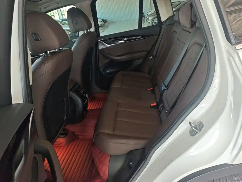 BMW X3 2020 — фото 17