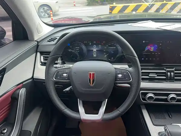 Hongqi HS5 2025