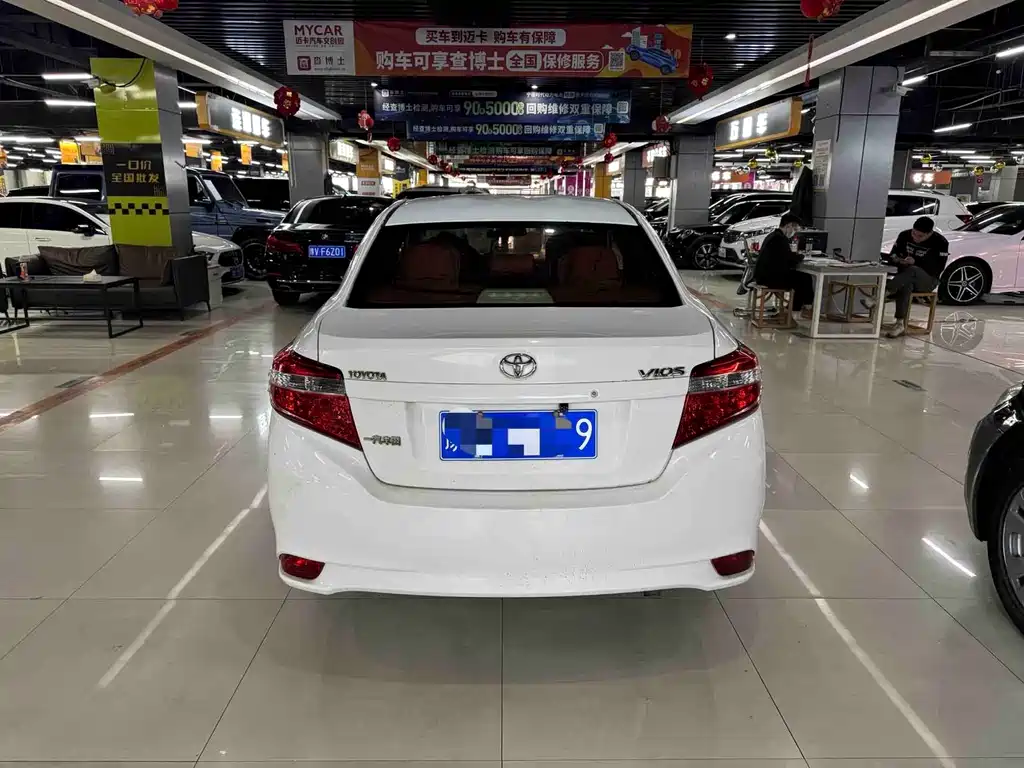 Toyota Vios 2015 — фото 9