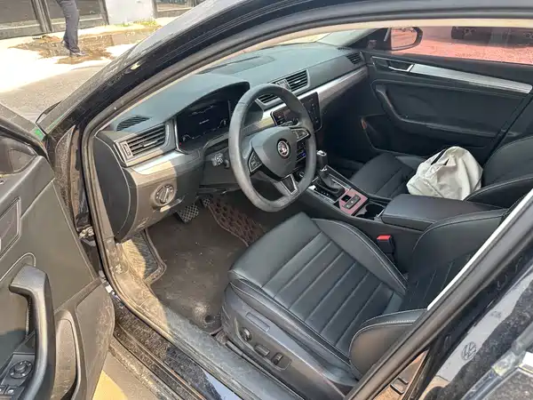 Skoda Superb 2023